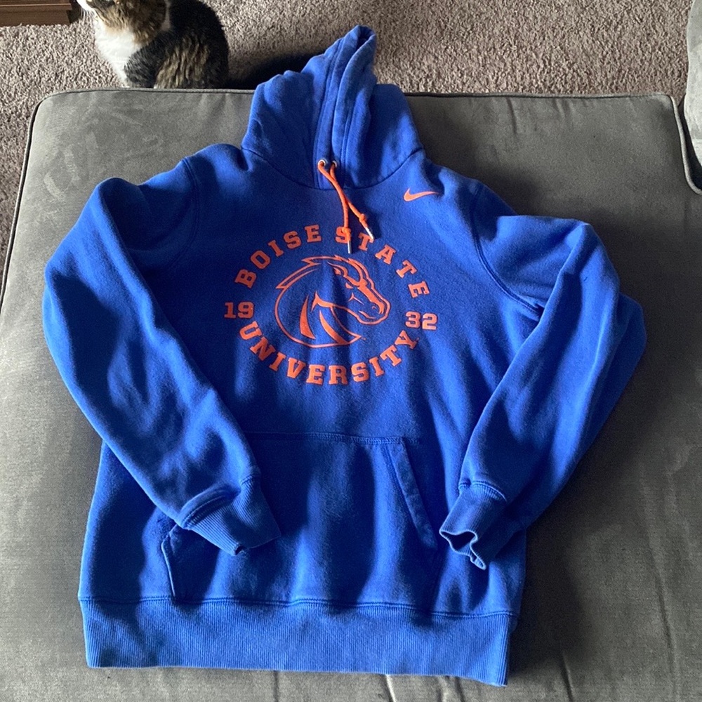 Blue and orange EUC sweatshirt Boise State